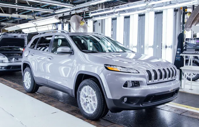 Stellantis确认下一代Jeep Cherokee将在贝尔维迪尔工厂生产